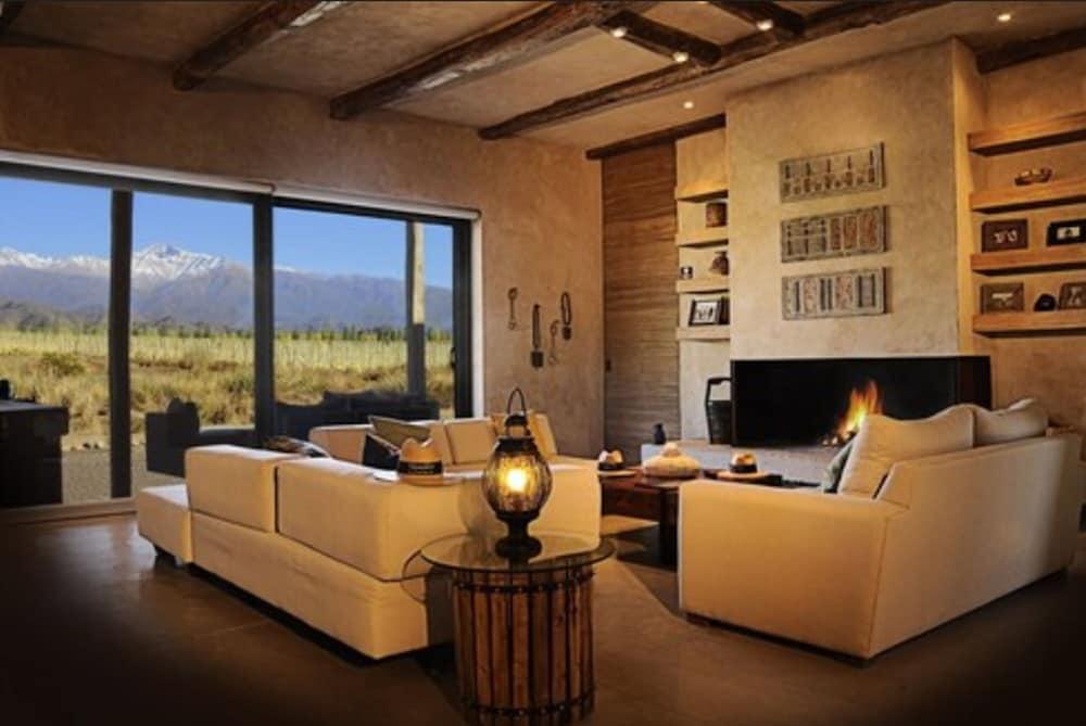 Alpasion Lodge Tunuyán Eksteriør billede